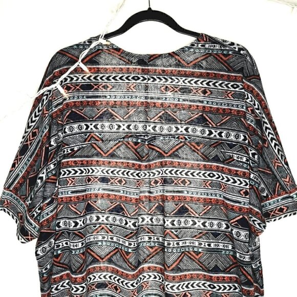 EUC Torrid Women's 1X Geo Print Hacci Knit Dolman Boho Cardigan Lightweight Top - Picture 7 of 13